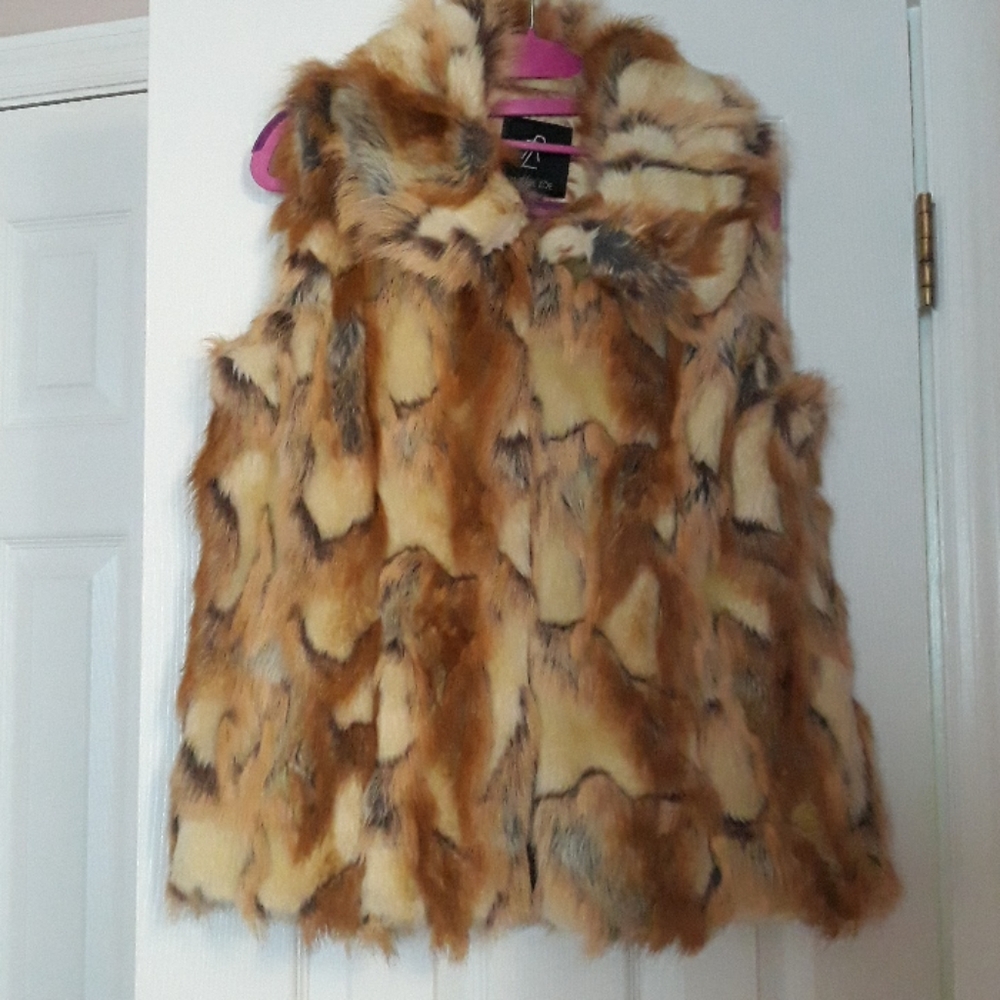Rachel Zoe Faux Fur Vest in Brown and Tan